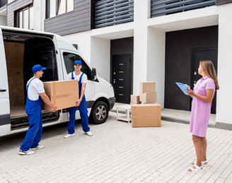 Professional Handy Maddy Movers team handling a relocation